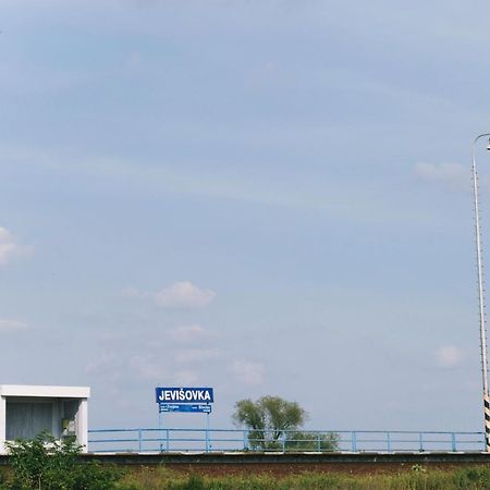 Ubytovani Na Sklipku Jevisovka Buitenkant foto
